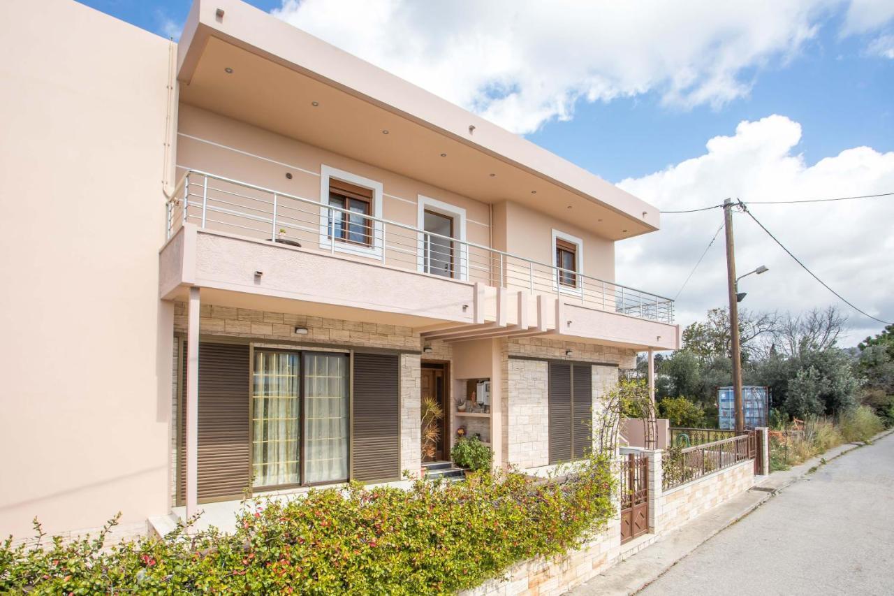 M&E Apartments ハラキ エクステリア 写真